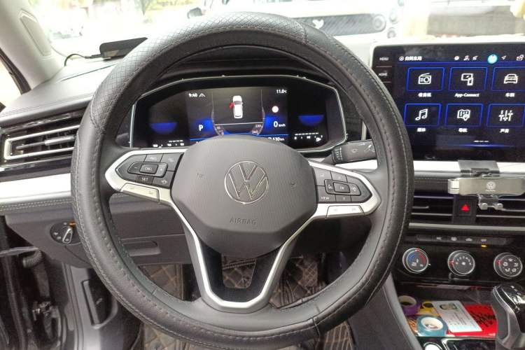 Used Volkswagen Sagitar 2023 300TSI DSG Excellence Edition
