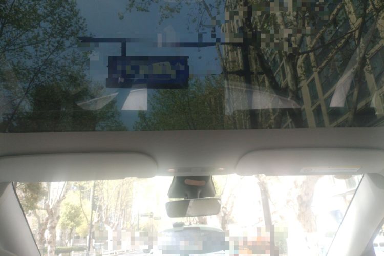 Used Tesla Model Y 2023 Long-Range All-Wheel-Drive Version