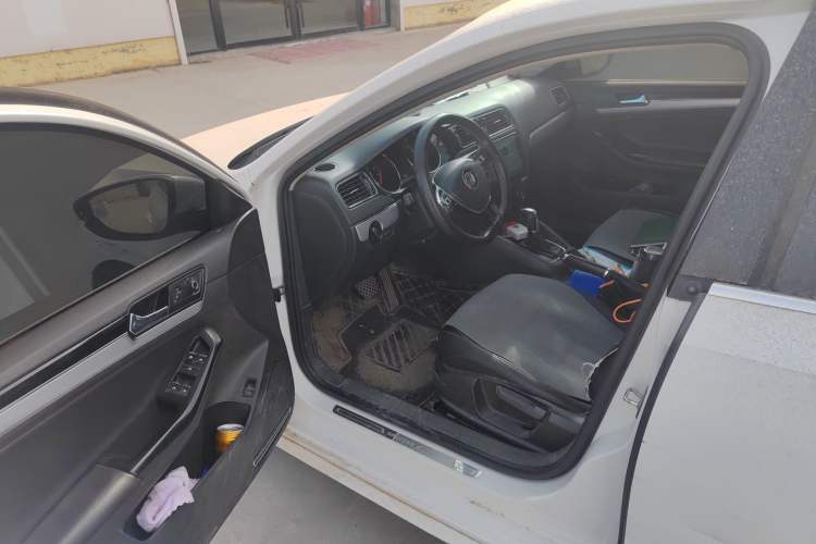 Used Volkswagen Sagitar 2018 280TSI DSG Ignite Edition Driver Seat