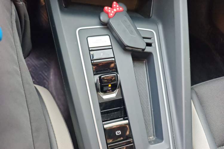 Used Volkswagen Golf 2021 280TSI DSG Pro First Edition Gear Lever