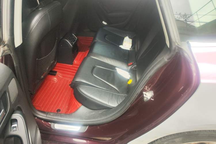 Used Audi A5 2013 Sportback 40 TFSI Left Rear Seat