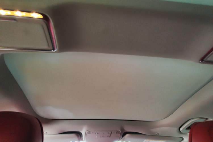 Used Mercedes-Benz E-Class 2019 E 200 L Headliner