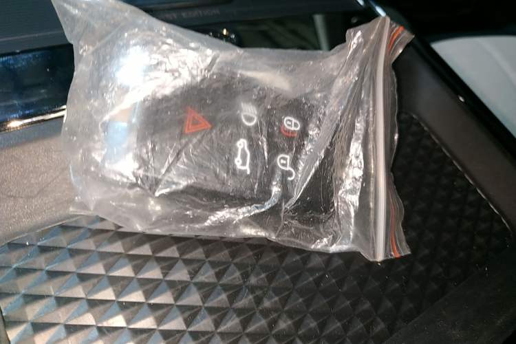 Used Land Rover Range Evoque 2021 Range Rover Velar L 249PS R-Dynamic First Edition Vehicle Key