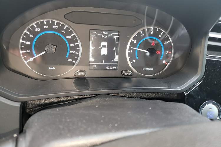 Used Chery Tiggo 3X 2024 1.5L CVT Excellence Edition Odometer Close Up