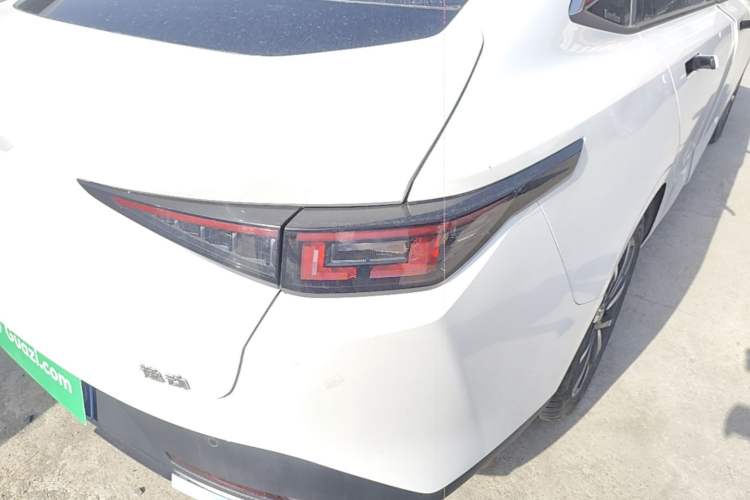 Used CHANGAN Eado 2024 1.5T GDI Automatic Prestige Edition
