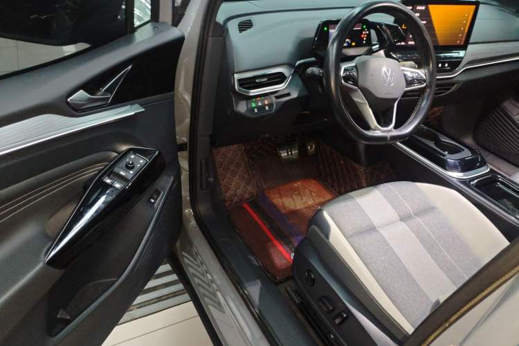 Used Volkswagen ID.4 CROZZ 2021 Long-Range PURE+ Two-Wheel Drive Version