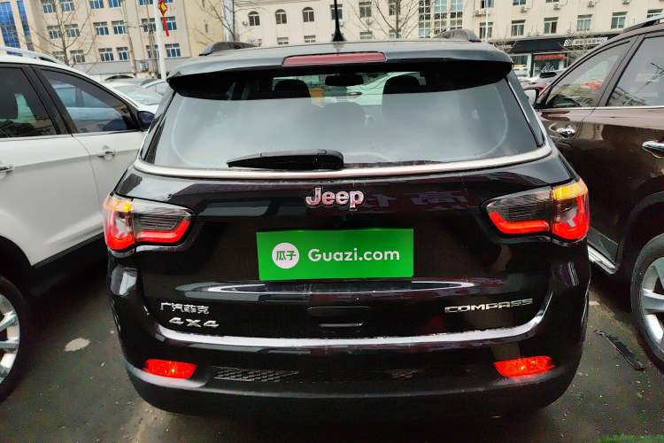 Used Jeep Compass 2020 220T Automatic Leading Edition