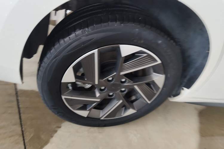 Used AION S Plus 2025 Comfort Version 53.241 kWh
