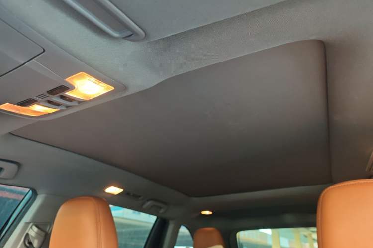 Used Toyota Highlander 2018 2.0T Four-Wheel Drive Knight Edition 7 Seats China VI Standard
