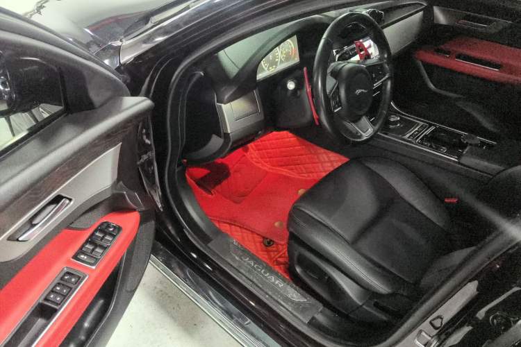 Used Jaguar XFL 2018 XFL 2.0T 250 PS Luxury Edition
