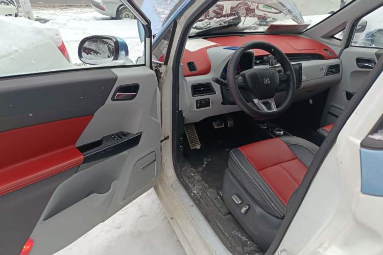 Used Zotye E200 2016 Three-Door Two-Seater Tech Edition