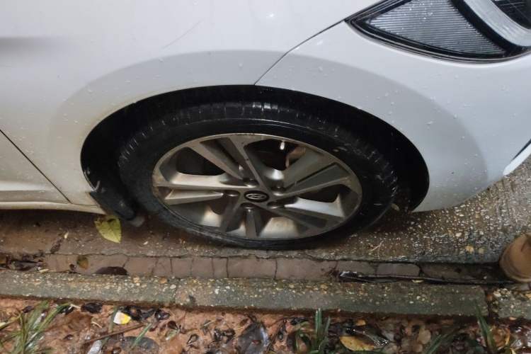 Used Hyundai Elantra (6th Generation / Lingdong) 2016 1.6L Automatic ZhiXuan – Elite Version
