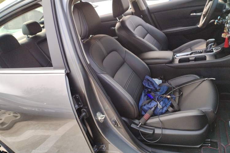 Used Nissan Sylphy 2022 1.6L XL CVT Enjoyment Edition Right Front Seat