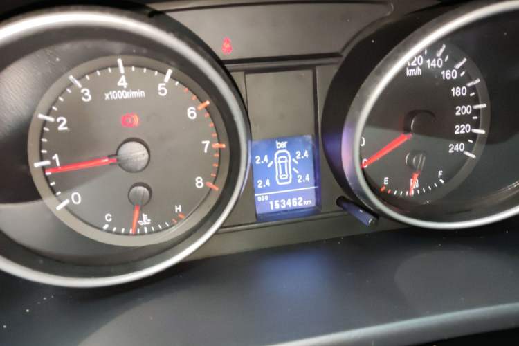 Used Haval H6 2013 Upgraded Model 1.5T Manual Two-Wheel Drive Elite Version
