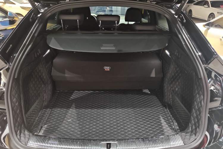 Used Audi Q5L Sportback 2024 40 TFSI Luxury Edition
