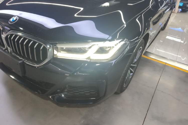 Used BMW 5 Series 2022 Second Facelift 525Li M Sport Package
