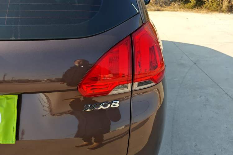 Used Peugeot 2008 2014 1.6L Automatic Fashion Edition