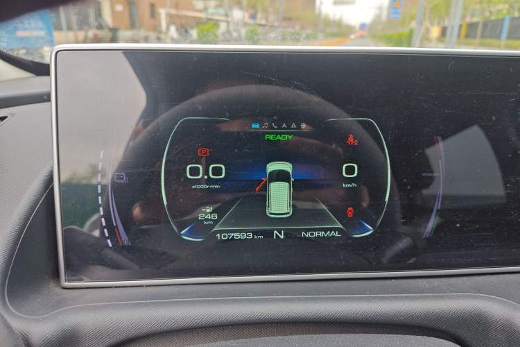 Used ORA White Cat 2020 305 km Luxury Version Instrument Cluster