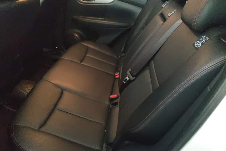 Used Nissan Qashqai 2021 2.0L CVT Luxury Edition Left Rear Seat