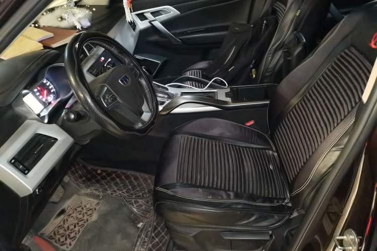 Used Geely Auto Emgrand X7 Sport 2018 1.8TD Automatic Two-Wheel Drive Zhiya Model