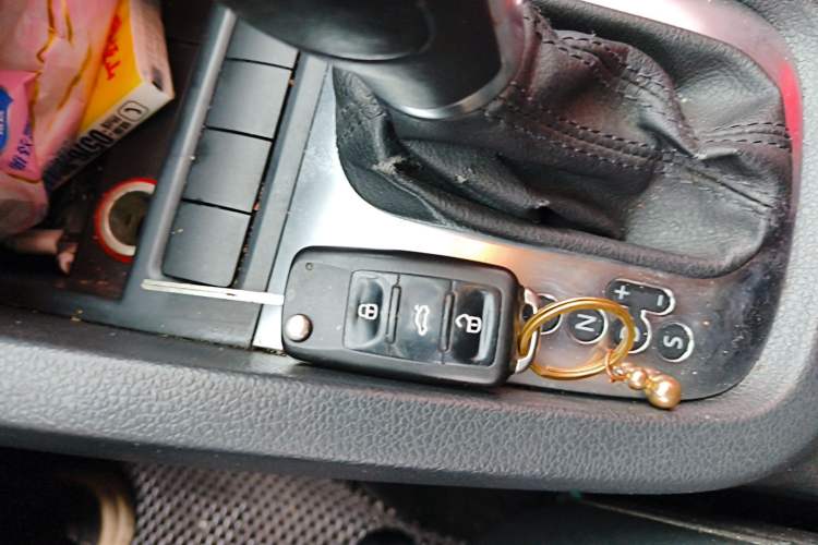 Used Volkswagen Sagitar 2014 Revised Version 1.6L Automatic Comfort Edition Vehicle Key