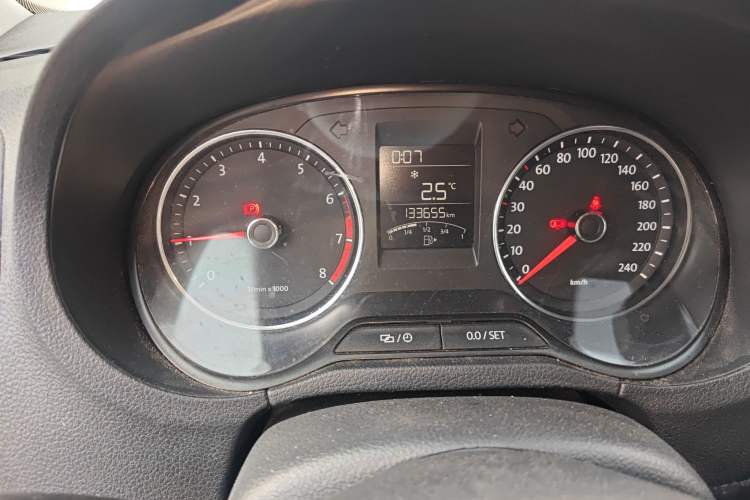 Used Volkswagen Polo 2014 1.4L Manual Comfort Edition
