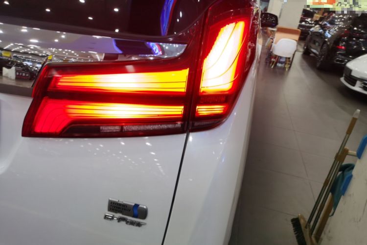 Used Toyota Alphard 2019 Dual-Engine 2.5L Luxury Edition
