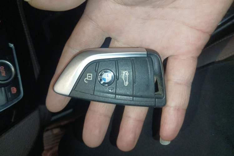 Used BMW X2 2022 sDrive25i M Sport Package Vehicle Key