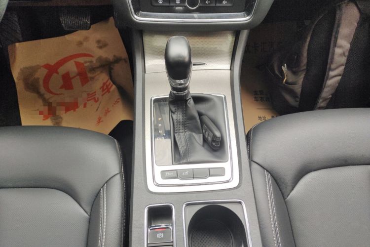 Used Roewe i6 2020 PLUS 1.6L CVT 4G Connected Glory Flagship Edition