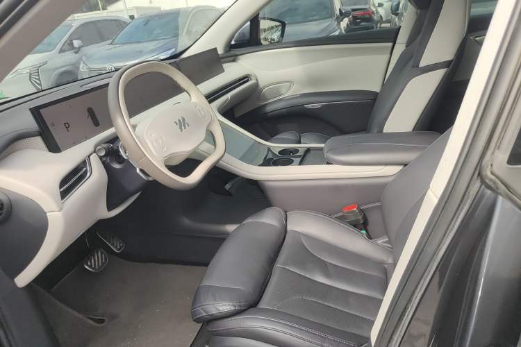 Used IM LS7 2023 100kWh Lux All-Wheel-Drive Version
