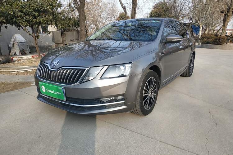 Used Skoda Octavia 2018 1.6L Automatic Luxury Edition