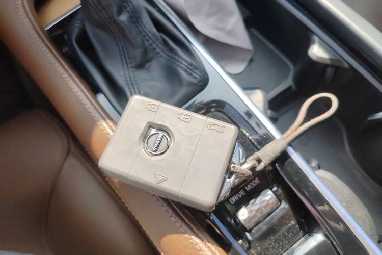 Used Volvo S90 2019 T5 Zhiyuan Edition Vehicle Key