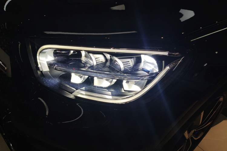 Used Mercedes-Benz GLC 2020 Facelift GLC 300 L 4MATIC Dynamic Edition