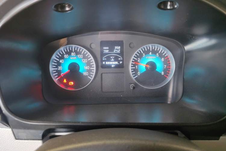 Used Jinbei Hiace X30 2024 1.5L Champion Edition Passenger Vehicle 5/6/7 Seats Instrument Cluster