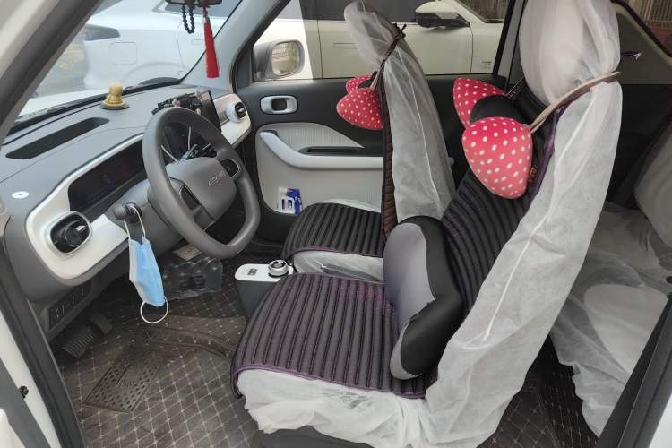 Used Geely Galaxy Panda 2025 210 km – Yuanqi Bear
