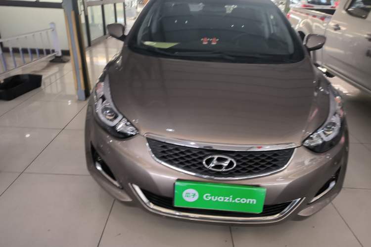 Used Hyundai Elantra (5th Generation / Langdong) 2016 1.6L Automatic Smart Version
