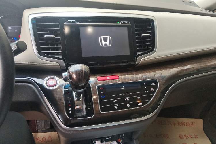 Used Honda Odyssey 2015 2.4L Luxury Edition