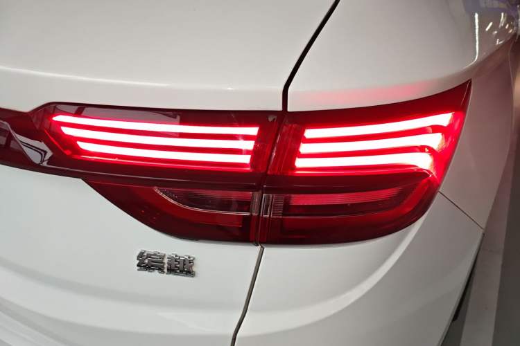 Used Geely Auto Coolray 2024 1.5T DCT Longteng Edition Right Rear Taillight
