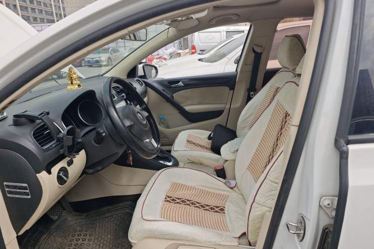 Used Volkswagen Golf 2012 1.4 TSI Automatic Comfort Edition Left Front Seat