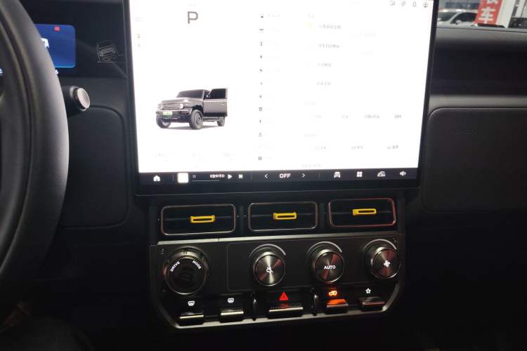 Used iCAR V23 2025 401 Two-Wheel Drive Intelligent Driving Version
