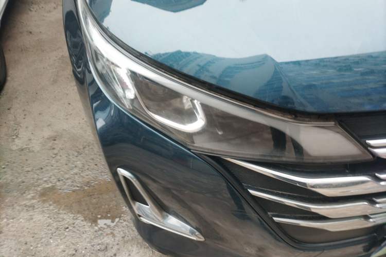 Used GAC Trumpchi M6 2019 270T DCT Luxury Edition (7-seater) China VI
