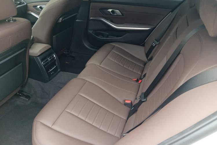 Used BMW 3 Series 2021 Second Facelift 325Li M Sport Package
