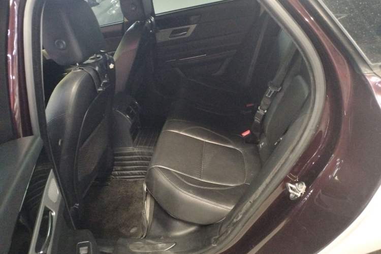 Used Jaguar XF 2016 XF 3.0 SC Two-Wheel-Drive Luxury Edition
