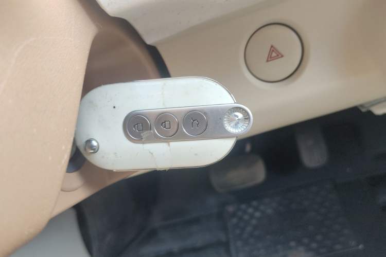 Used Wuling Hongguang MINIEV 2024 3rd Generation 215km Advanced Version
