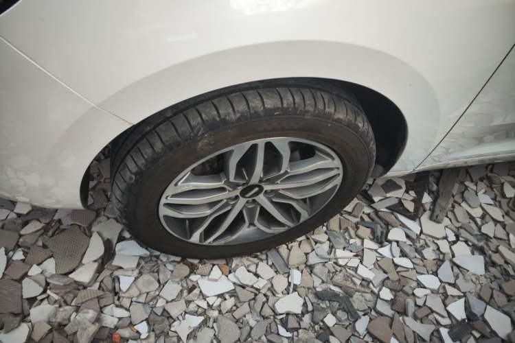 Used Wey VV5 2017 2.0T Ultra-Luxury Version
