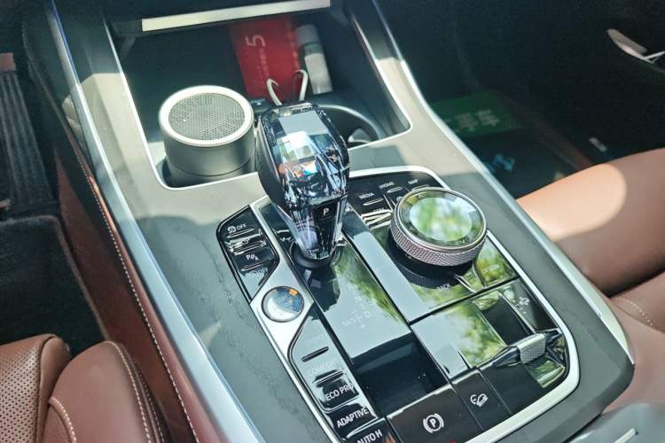 Used BMW X7 2021 xDrive40i Luxury Package with Leading Features