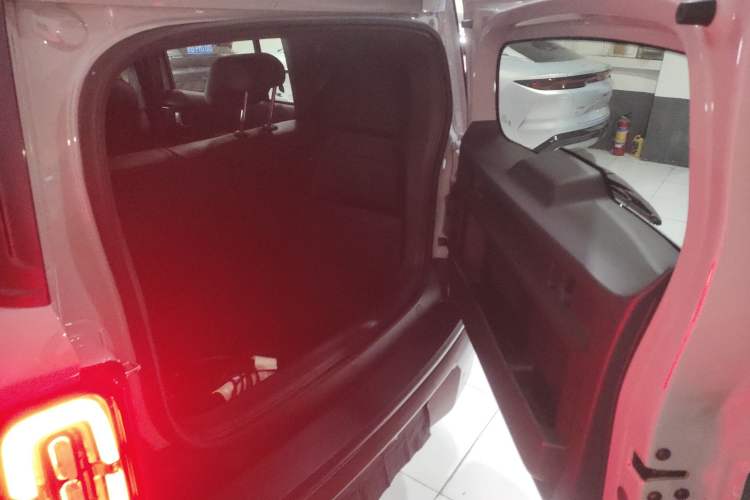 Used Baojun Spark EUV 2024 Flagship Edition 4 Seats
