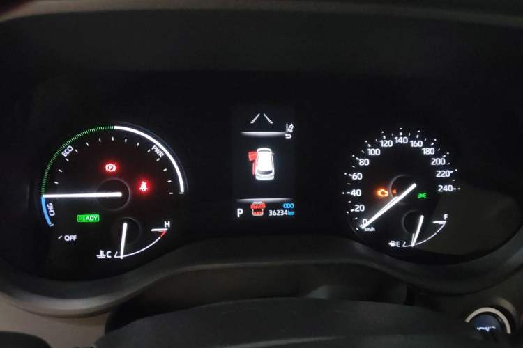 Used Toyota Granvia 2023 2.5L Hybrid Comfort Edition