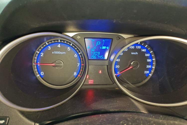 Used Hyundai ix35 2012 2.0L Automatic Two-Wheel Drive Elite Edition GLS
