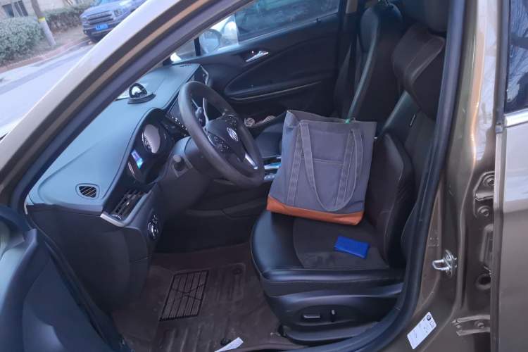 Used Buick Verano 2015 Sedan 20T Dual-Clutch Leading Model
